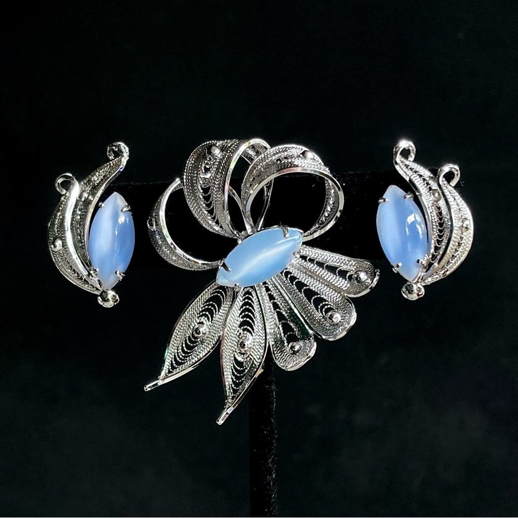 Alice Caviness Sterling Filigree Ribbon Bow Blue Moonstone Brooch/Earring Set